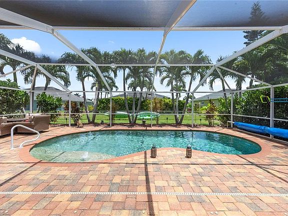 3rd image of 2109 NW 22nd PL