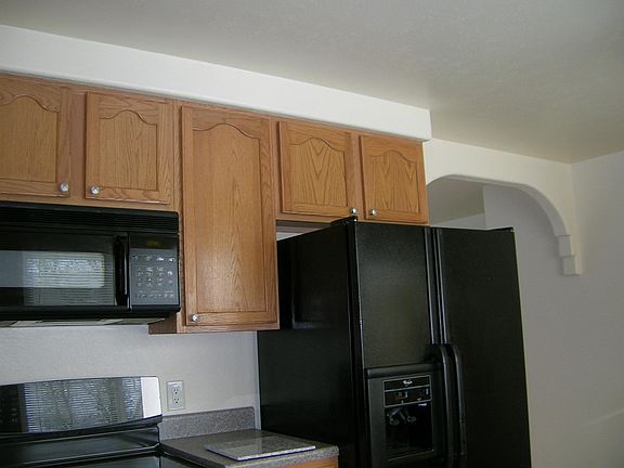Updated appliances in main level kitchen