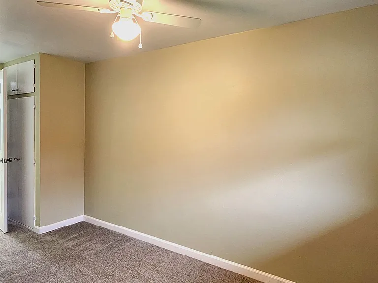 Lochburn 8814-8815 — Photo 18