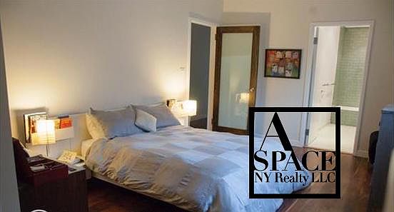 5th image of 11 E 17th St APT 3@