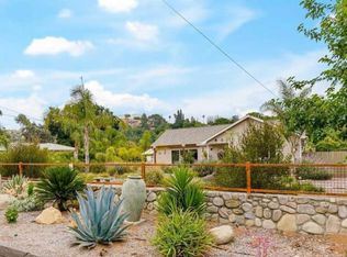 28 Reposo Dr, Oak View, CA 93022