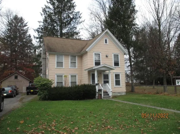 17 Hale St, Norwich, NY 13815