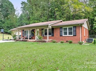 1441 Sherwood Dr, Kannapolis, NC 28081