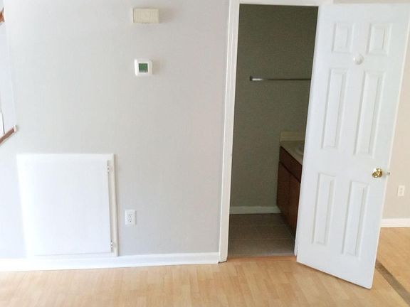 4th image of 1138 Park St #1138