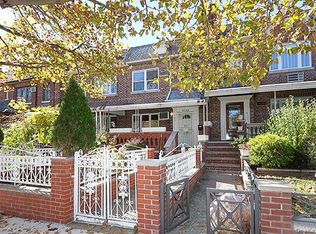 6364 78th St, Middle Village, NY 11379