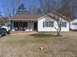 61 Canton Ln, Stuarts Draft, VA 24477