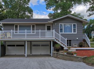 843 Bay View Ave, Twin Lakes, WI 53181
