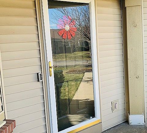 3rd image of 2613 Cascade Place Dr SE