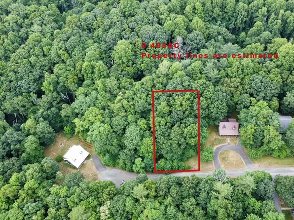 Cabin Village Ln #1024, Hillsville, VA 24343