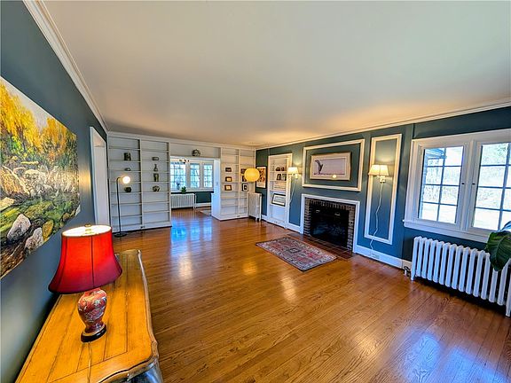 5th image of 115 W Upland Rd