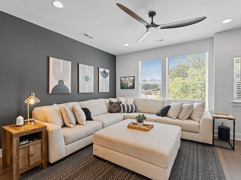 6020 Irwins Branch Dr — Photo 12