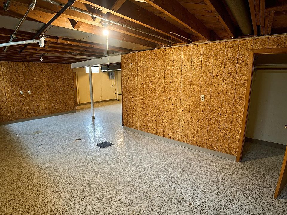 13037 Champaign Ave, photo 29