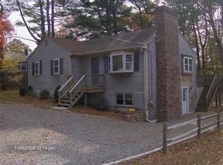 17 Winchester Dr, East Falmouth, MA 02536