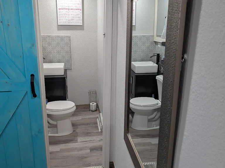 835 E Platte Ave #5 — Photo 12