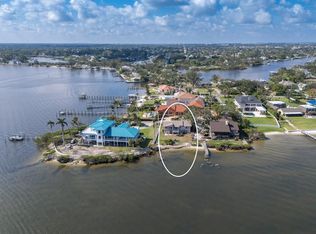 5912 Riverview Ln, Bradenton, FL 34209