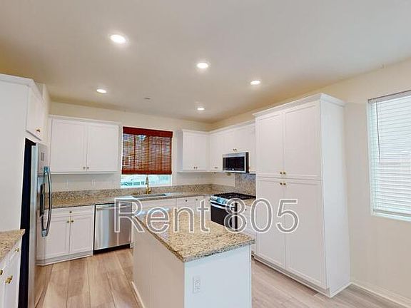 5th image of 512 Limoneira Ln