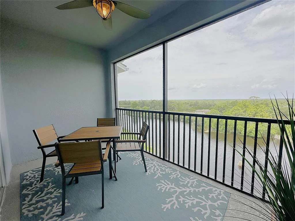 2 bed, 2.0 bath, 1120 sqft, $6,000 — Photo 1