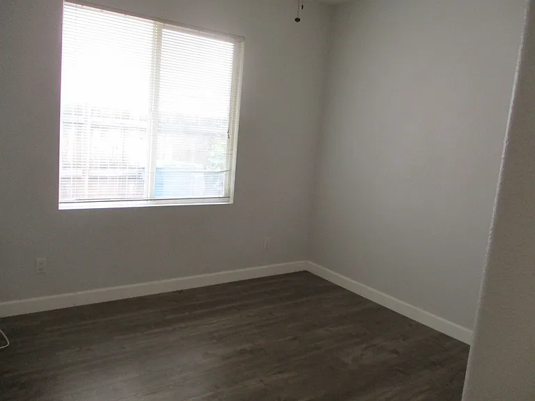 32410 Pensador St — Photo 6