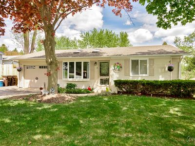 3114 Still Hill Dr, McHenry, IL, 60050