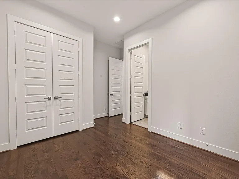 1803 Kill Devil Falls Dr — Photo 16