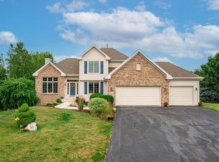 2916 Rolling Meadow Ct, Belvidere, IL 61008