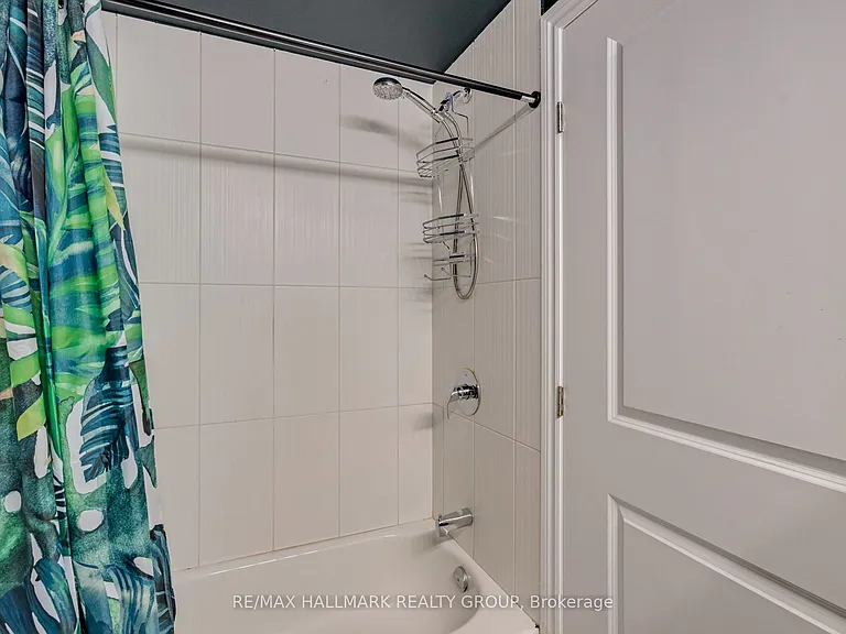 429 Kent St #105 — Photo 14