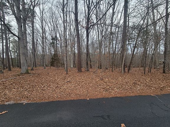 2nd image of 166 Mariner Ct