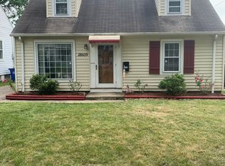 18609 Homeway Rd, Cleveland, OH 44135