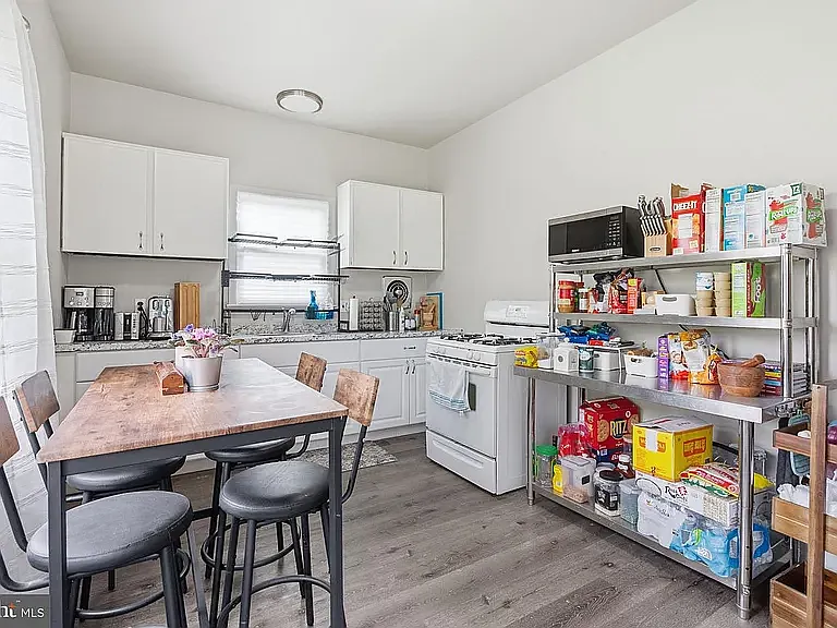 224 Oakdale Ave #1 — Photo 7