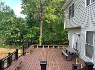 163 Carvel Beach Rd, Curtis Bay, MD 21226