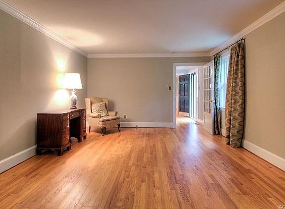 4th image of 621 Mobrey Dr