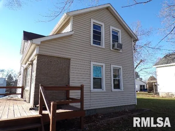 306 N Toronto St, Wheatland, IA 52777