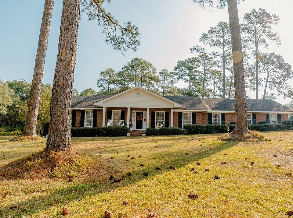 204 Lake Dr, Douglas, GA 31533 Zillow