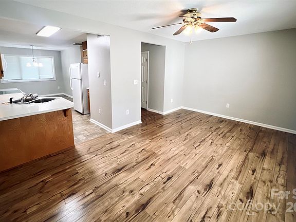 4th image of 3371 White Oak Ct Unit F-5