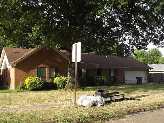 3rd image of 6715 Burlingame Dr