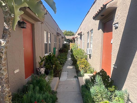2nd image of 2151 Montana St #1/4
