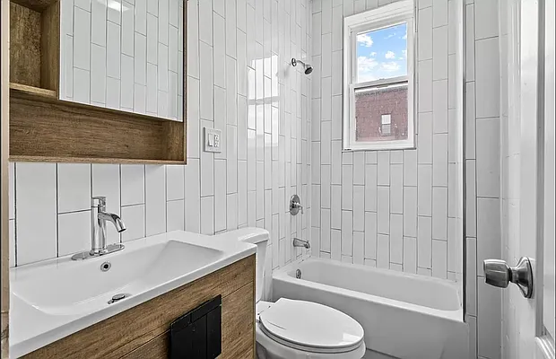 Rented by Compass | media 9
