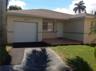 15840 SW 299th Ter, Homestead, FL 33033