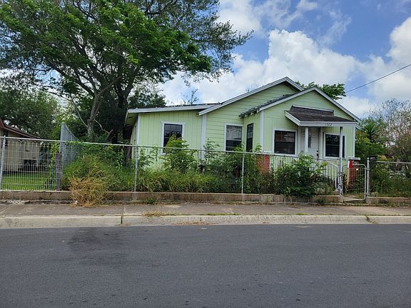 3rd image of 1502 McKinley St