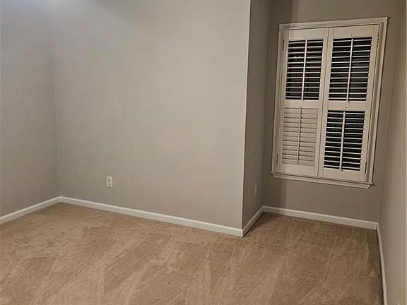 4th image of 1568 Ridge Point Dr