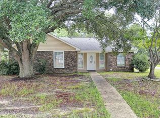 15400 Lyda Steen Dr, Biloxi, MS 39532