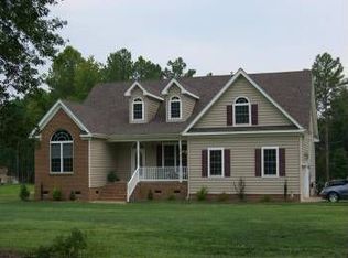 204 Yorkville Rd, Yorktown, VA 23692