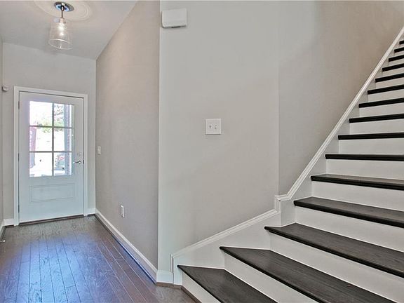 3rd image of 305 Alday Ln Unit 68