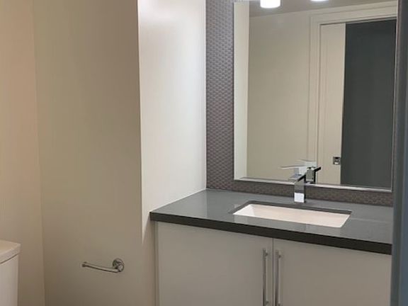 3rd image of 4271 Rosewood Ave Unit 1/2