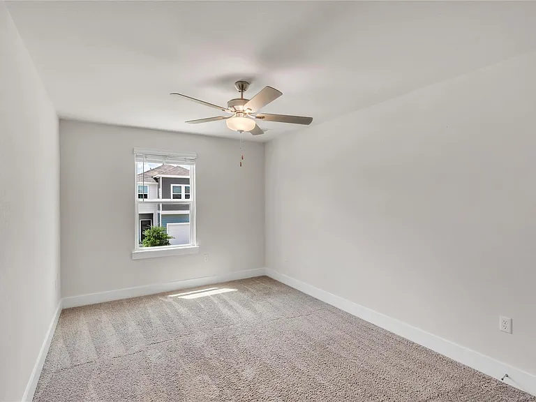 15607 Ellinger Dr — Photo 26