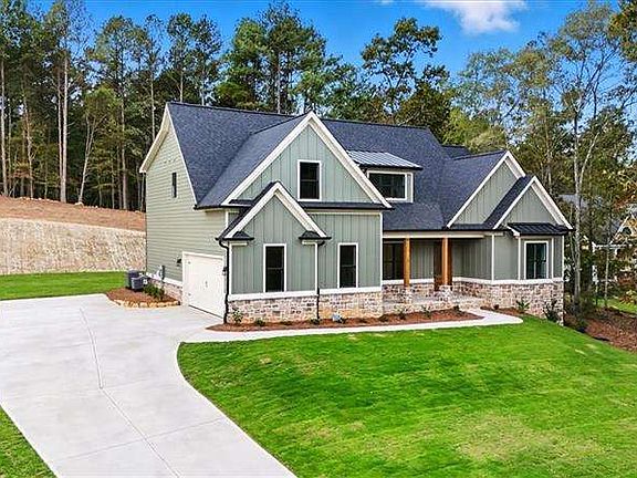 2nd image of 11 Everwood Ct SE