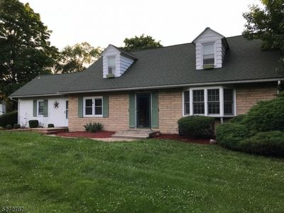2 Melbourn Ln, Ringoes, NJ, 08551