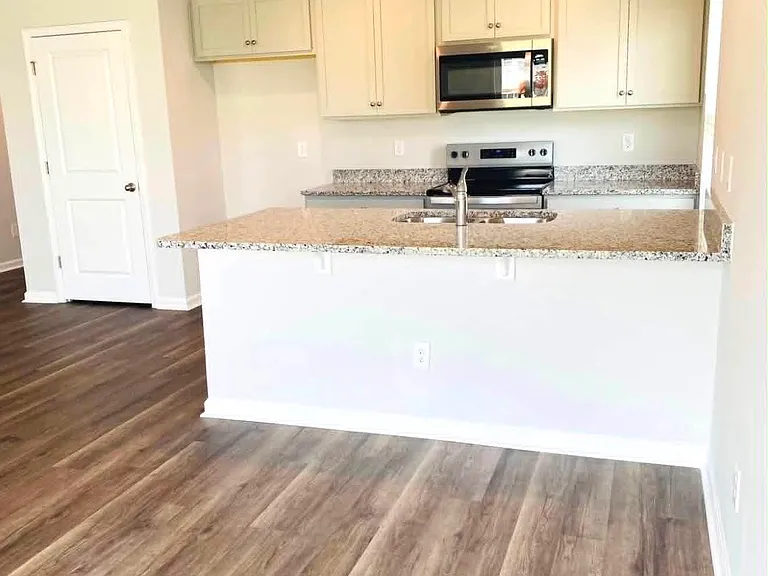 7614 Pennycress Dr — Photo 7
