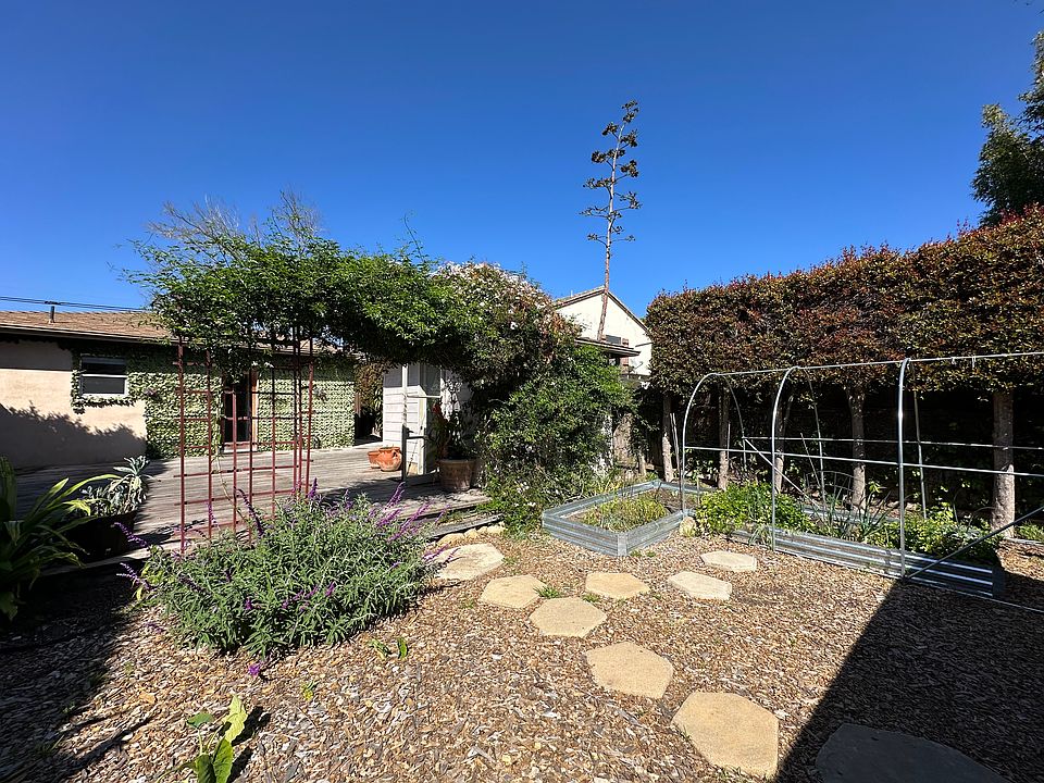 1st image of 4593 Hollister Ave #1