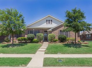 509 Magnolia Ln, Glenn Heights, TX 75154